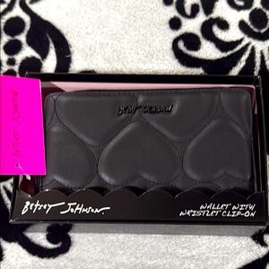 Betsey Johnson Black Wallet with Wristlet Clip-On! New in package! BMS-1100
